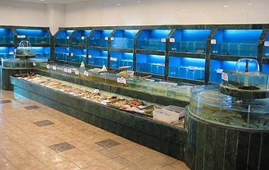 海鮮店的魚缸怎么設計（設計海鮮店的魚缸需要考慮哪些問題） 海鮮店的魚缸怎么設計（設計海鮮店的魚缸需要考慮哪些問題） 魚缸百科 第3張