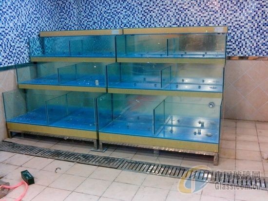 海鮮魚缸設(shè)計圖是根據(jù)特定的需求：海洋生態(tài)學海鮮魚缸設(shè)計圖是根據(jù)特定的硝酸鹽和環(huán)境