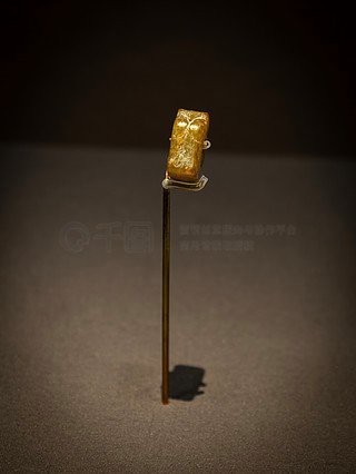 能否提供高清的紅山玉龍圖片？
