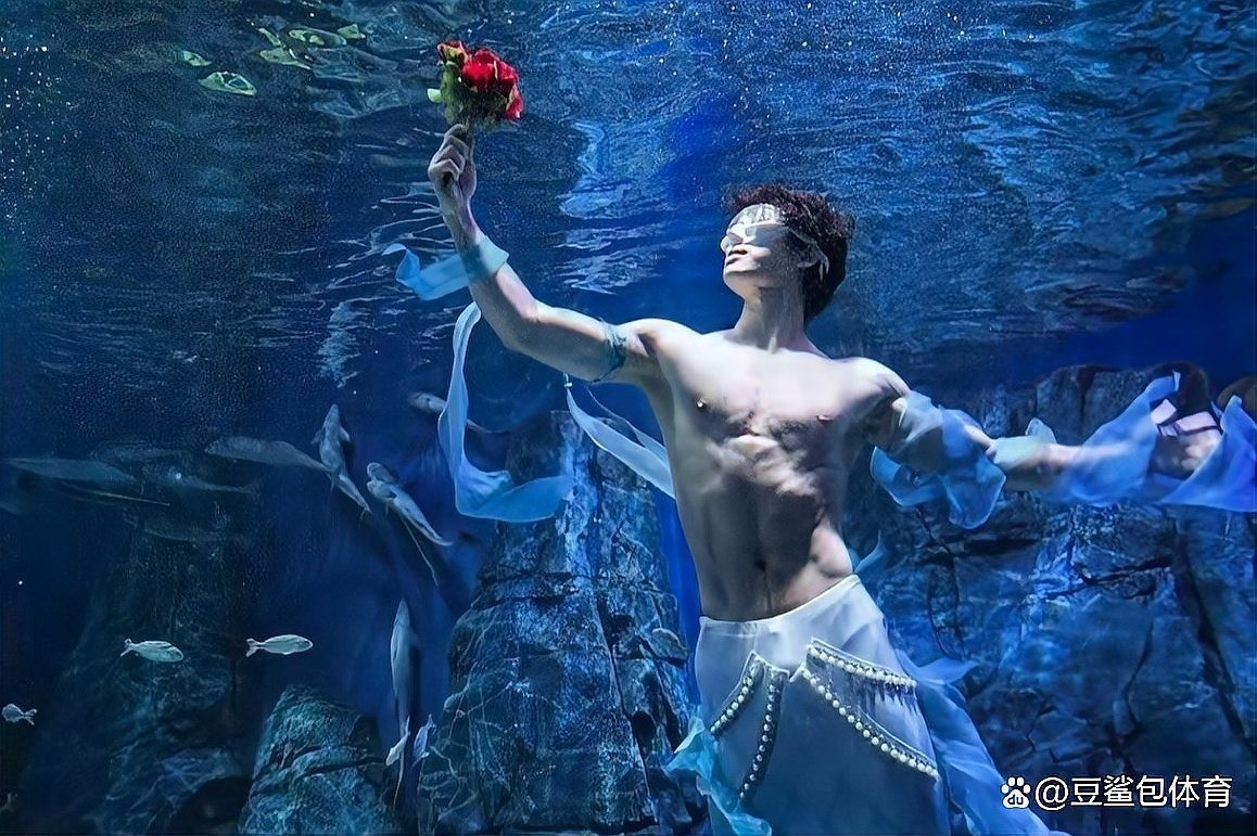 楊博文是如何開始美人魚運動的？