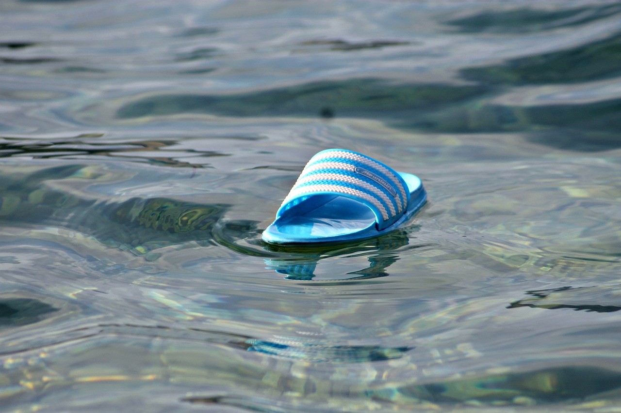 銀龍魚眼睛長白膜會自己恢復嗎（銀龍魚眼睛起白霧怎么辦）