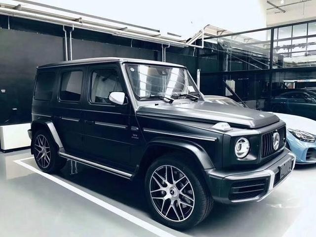 賽車紅龍是哪個品牌的車型？