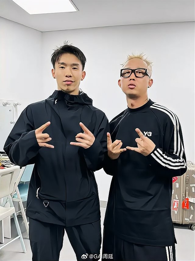 龍魚奪冠個人簡歷