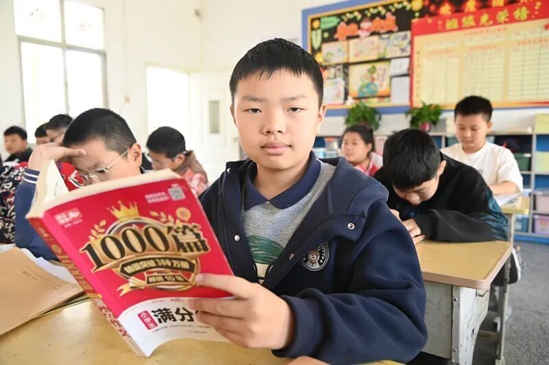紅龍隊在龍舟賽中的表現如何？