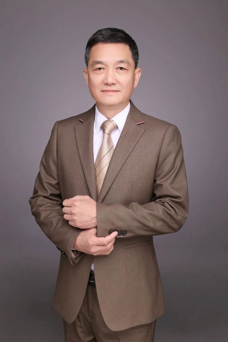 文建強會長有哪些行業成就？
