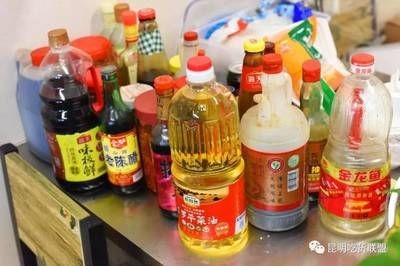 金龍魚為什么掉眼淚：金龍魚掉眼淚可能是由于以下原因以下原因以下原因