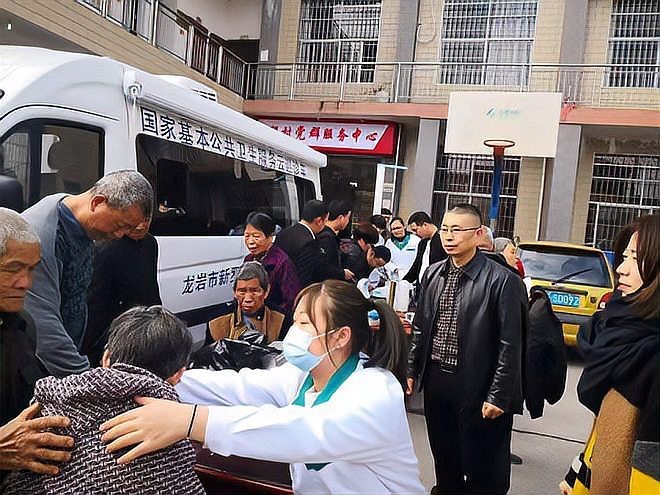 病龍地區有哪些成功的改善案例？ 病龍地區有哪些成功的改善案例？ 龍魚百科 第1張