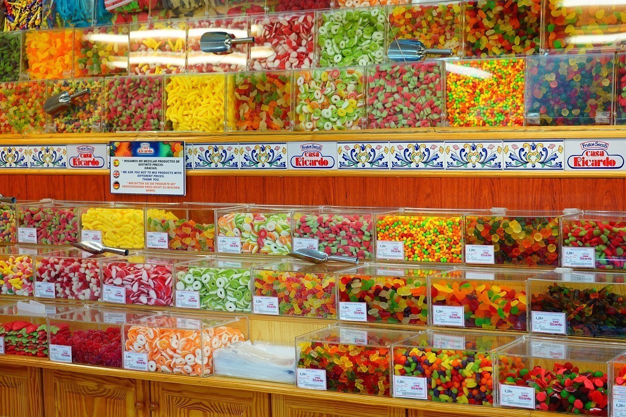 華潤(rùn)萬(wàn)家生活超市（廣州）有限公司獅嶺城市廣場(chǎng)店