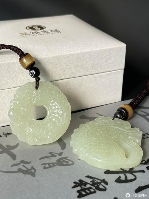 和田玉龍魚吊墜圖片大全