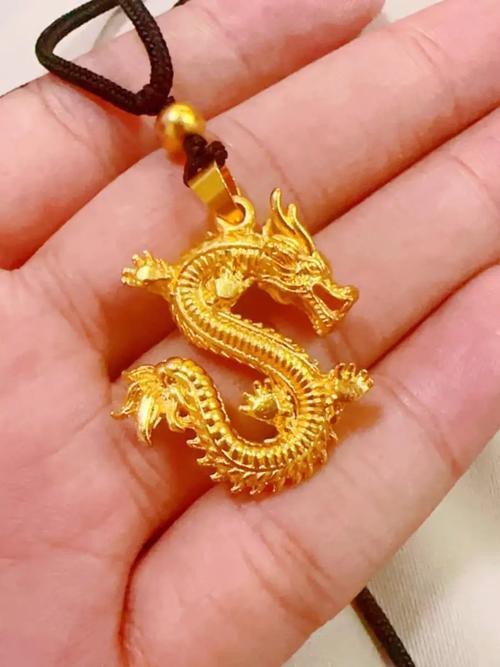 能提供更多黃金龍圖片嗎？