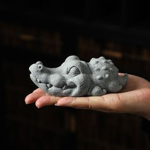 茶寵可以放在魚缸里嗎圖片：“茶寵可以放在魚缸里嗎圖片詳情”茶寵與紫砂壺的區別 茶寵可以放在魚缸里嗎圖片：“茶寵可以放在魚缸里嗎圖片詳情”茶寵與紫砂壺的區別 魚缸百科 第5張