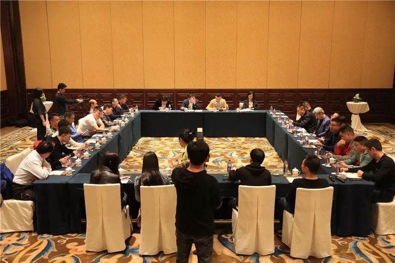 如何聯系中國龍魚協會副會長？