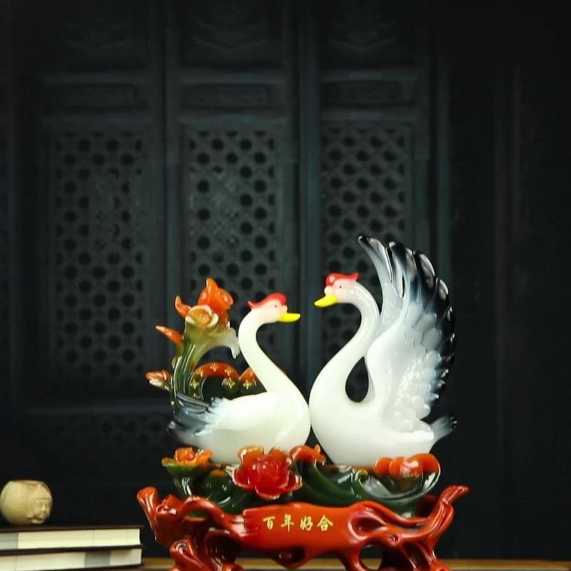天鵝擺件的寓意是什么 天鵝擺件的寓意是什么 龍魚論壇 第14張