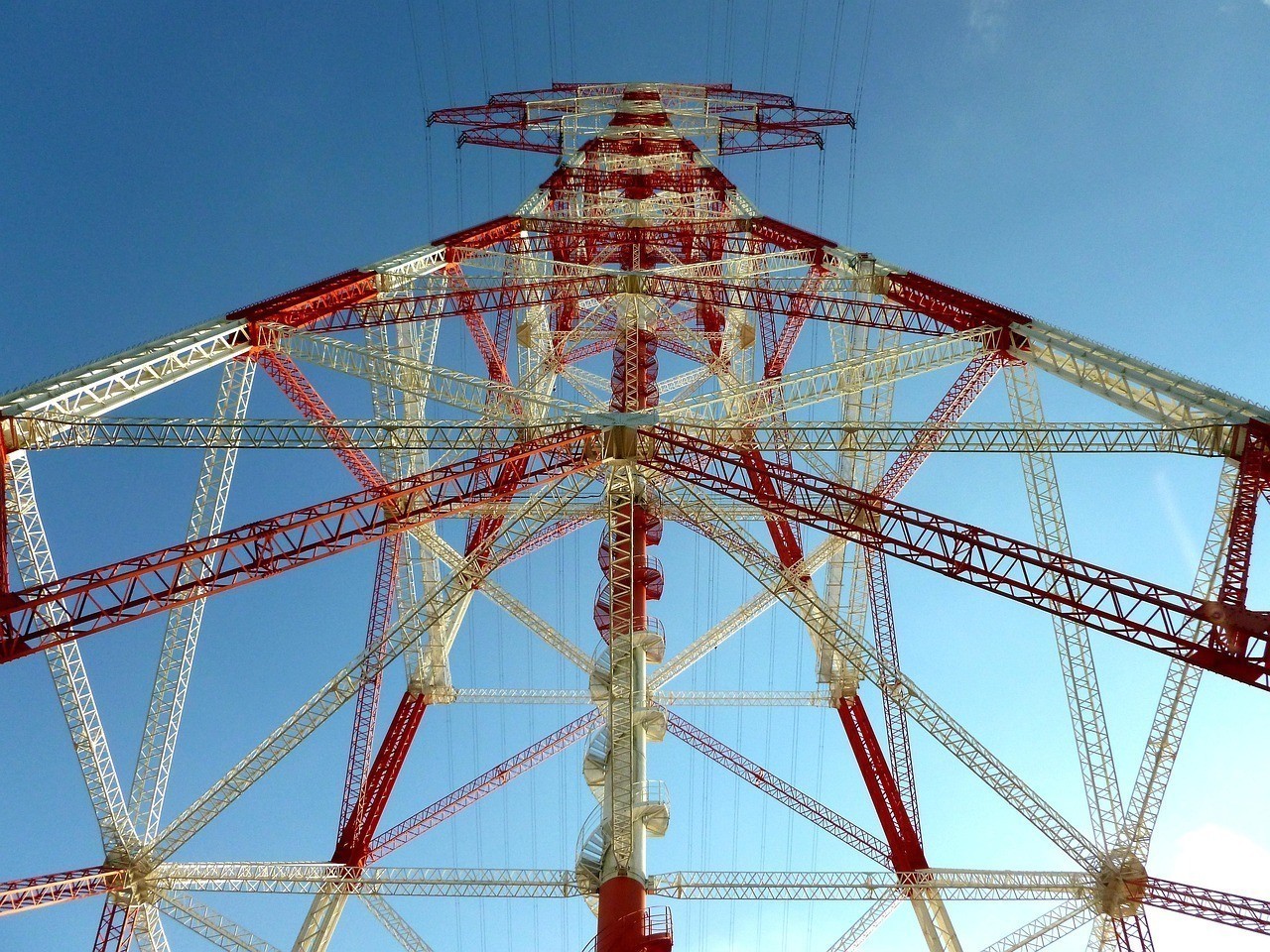 遷安市遷安鎮(zhèn)鴻利水族館（遷安市遷安鎮(zhèn)鴻利水族館電話）
