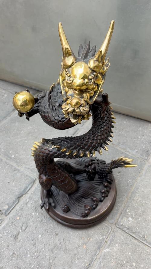 銅龍擺件圖片及價(jià)格