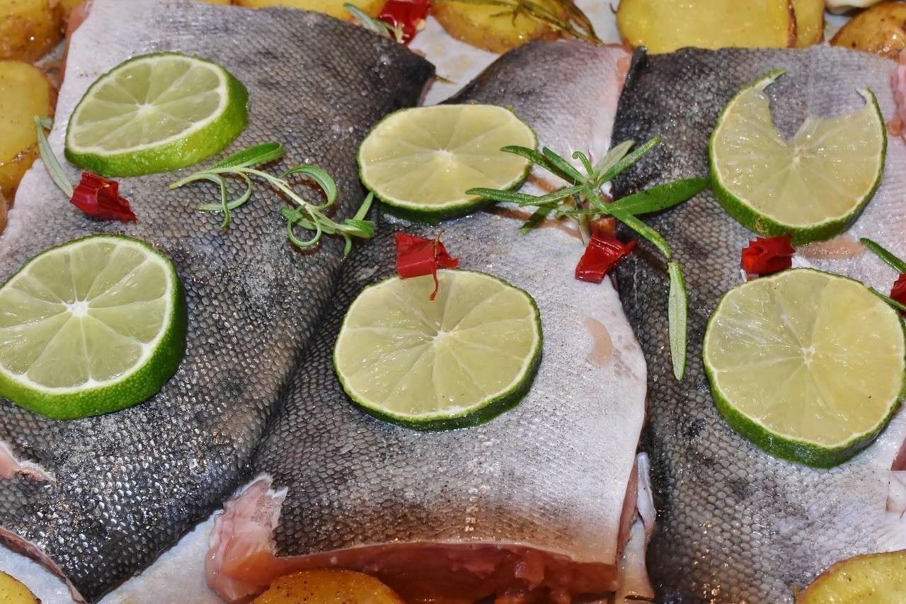 金龍魚(yú)精選油的原料有哪些