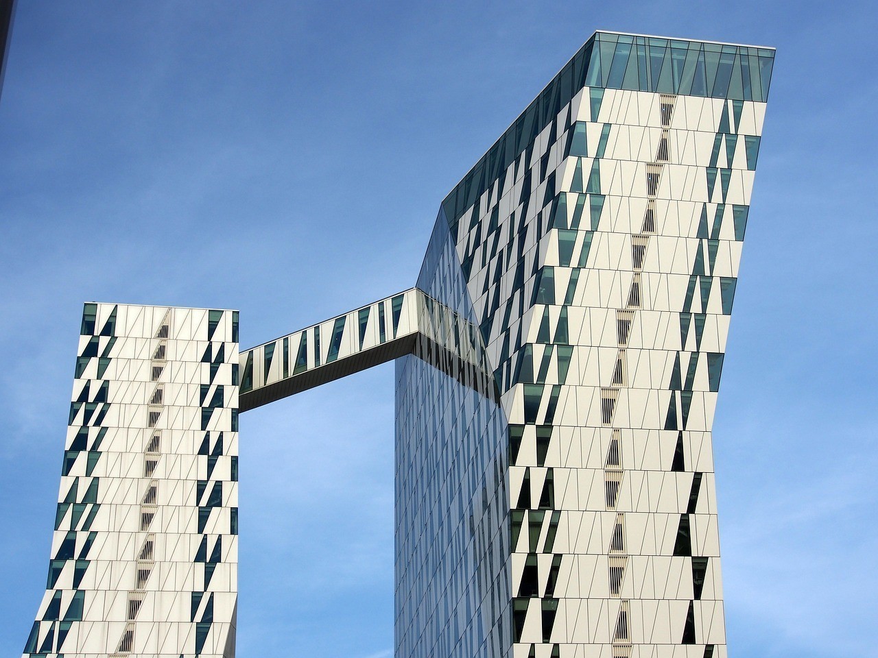 福建省龍虎建設(shè)工程發(fā)展有限責(zé)任公司（福建省龍虎建設(shè)工程發(fā)展有限責(zé)任公司招聘） 福建省龍虎建設(shè)工程發(fā)展有限責(zé)任公司（福建省龍虎建設(shè)工程發(fā)展有限責(zé)任公司招聘） 全國(guó)水族館企業(yè)名錄 第1張