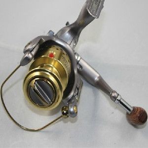 如何判斷紅龍魚(yú)是否厭光？（判斷紅龍魚(yú)是否厭光，紅龍魚(yú)是否厭光可以通過(guò)觀察其行為和生理反應(yīng)來(lái)進(jìn)行）