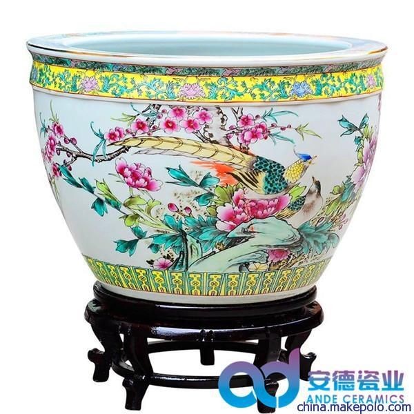 淘瓷魚缸圖片：淘瓷魚缸在家居裝修中的應(yīng)用