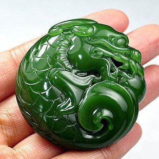 20cm金龍魚一次喂多少合適，20cm金龍魚多久換一次水，