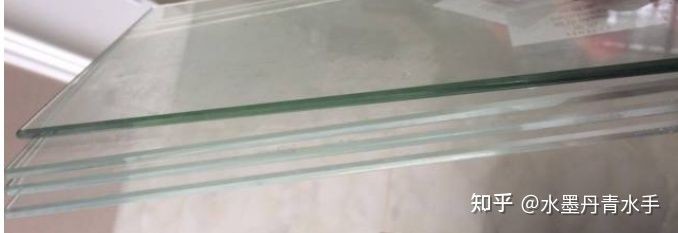 浮法玻璃魚缸和超白魚缸的區別：浮法玻璃魚缸與超白玻璃魚缸的區別