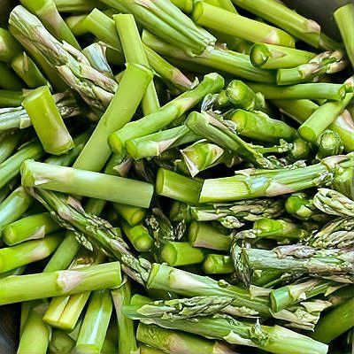 金龍魚調(diào)和油哪個(gè)系列適合炒菜？