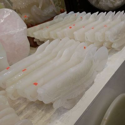金龍魚擺件的禁忌和寓意：招財金龍魚擺放禁忌有哪些金龍魚擺件擺放禁忌有哪些