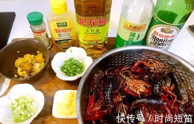 金龍魚吃龍蝦嗎：關于金龍魚吃龍蝦的問題