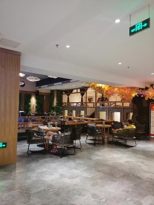 格爾木開水族店怎么樣？加盟祥龍魚場賣龍魚市場怎樣？