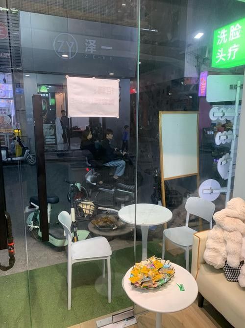 永泰開水族店怎么樣？加盟祥龍魚場賣龍魚市場怎樣？