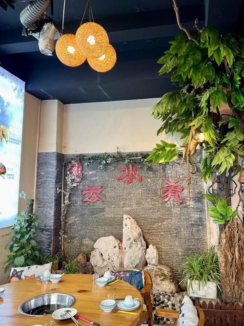 寧陜開水族店怎么樣？加盟祥龍魚場賣龍魚市場怎樣？