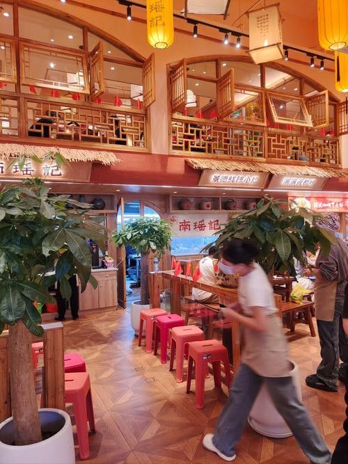 仙桃開水族店怎么樣？加盟祥龍魚場賣龍魚市場怎樣？