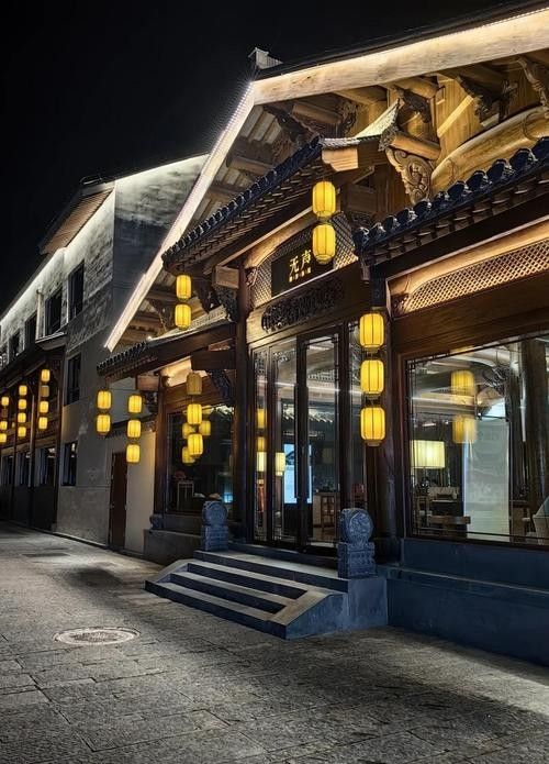 廬江開水族店怎么樣？加盟祥龍魚場賣龍魚市場怎樣？