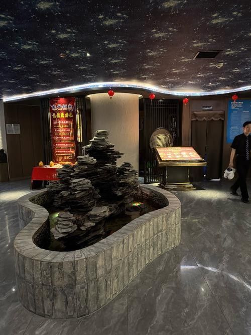 云城開水族店怎么樣？加盟祥龍魚場賣龍魚市場怎樣？