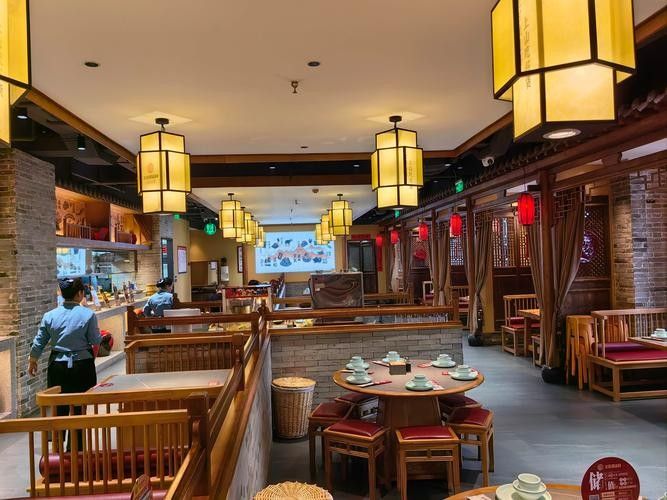 渾源開水族店怎么樣？加盟祥龍魚場賣龍魚市場怎樣？
