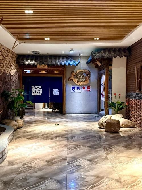 浠水開水族店怎么樣？加盟祥龍魚場(chǎng)賣龍魚市場(chǎng)怎樣？