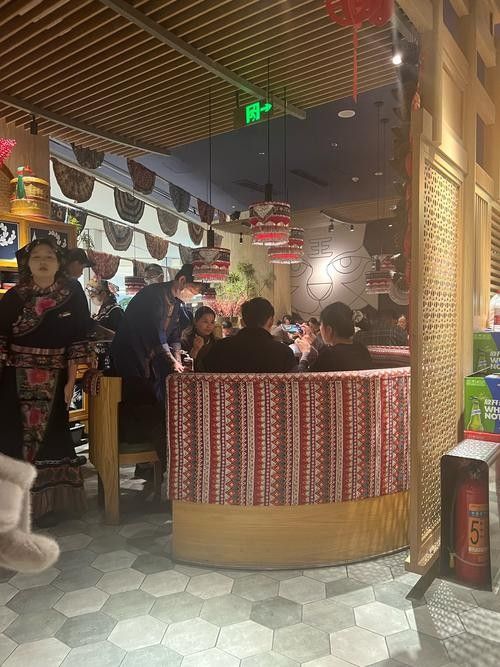 措勤開(kāi)水族店怎么樣？加盟祥龍魚(yú)場(chǎng)賣(mài)龍魚(yú)市場(chǎng)怎樣？