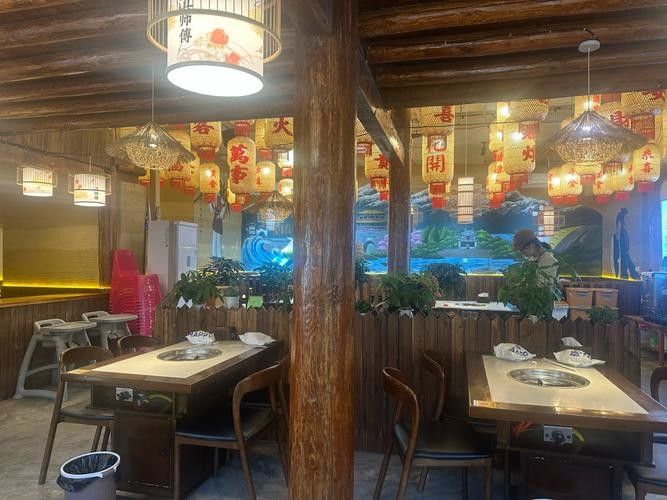 普定開水族店怎么樣？加盟祥龍魚場賣龍魚市場怎樣？