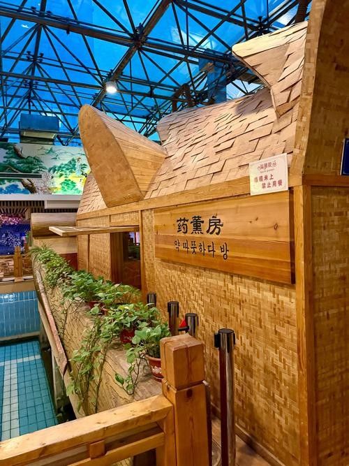 涼城開水族店怎么樣？加盟祥龍魚場賣龍魚市場怎樣？