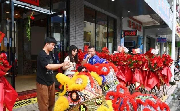 懷集開水族店怎么樣？加盟祥龍魚場(chǎng)賣龍魚市場(chǎng)怎樣？