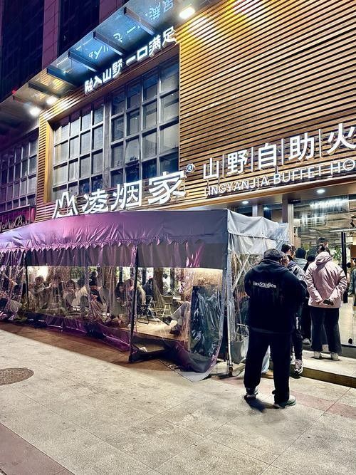 泉州開水族店怎么樣？加盟祥龍魚場賣龍魚市場怎樣？