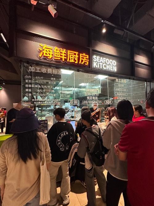 福清開水族店怎么樣？加盟祥龍魚場賣龍魚市場怎樣？