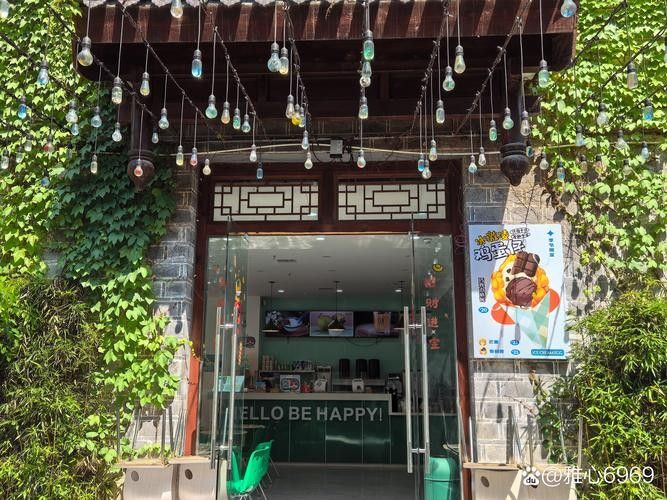 上甘嶺開水族店怎么樣？加盟祥龍魚場賣龍魚市場怎樣？