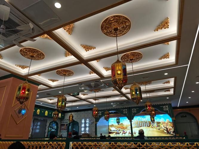巴音郭楞開水族店怎么樣？加盟祥龍魚場賣龍魚市場怎樣？