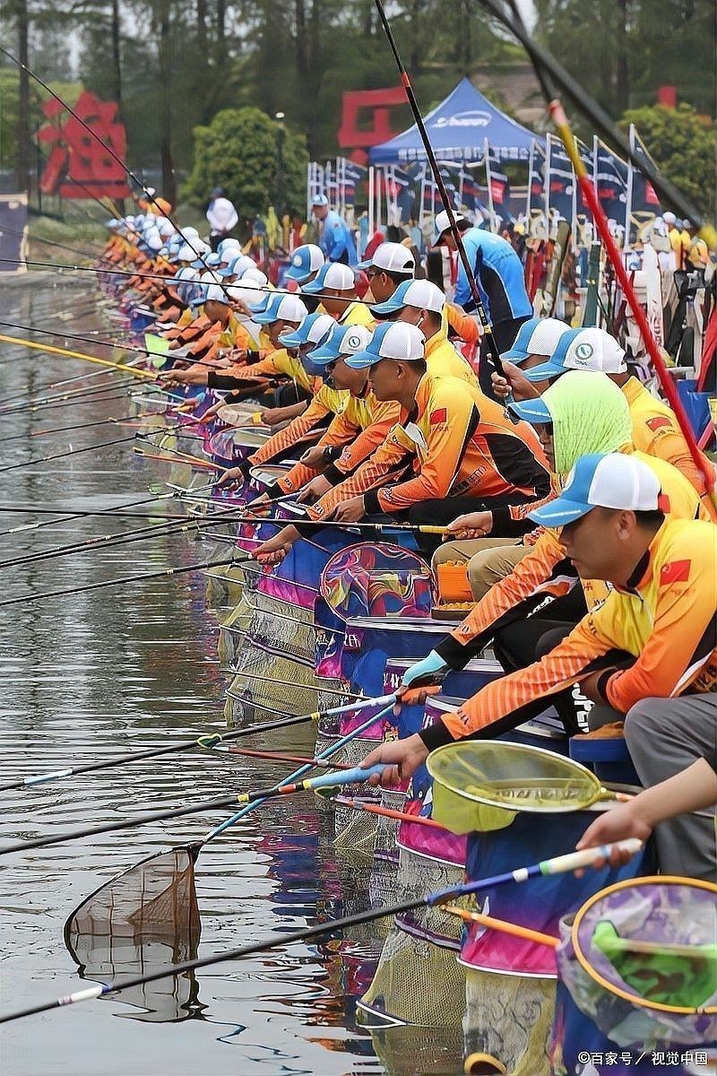 潿洲島開水族店怎么樣？加盟祥龍魚場賣龍魚市場怎樣？