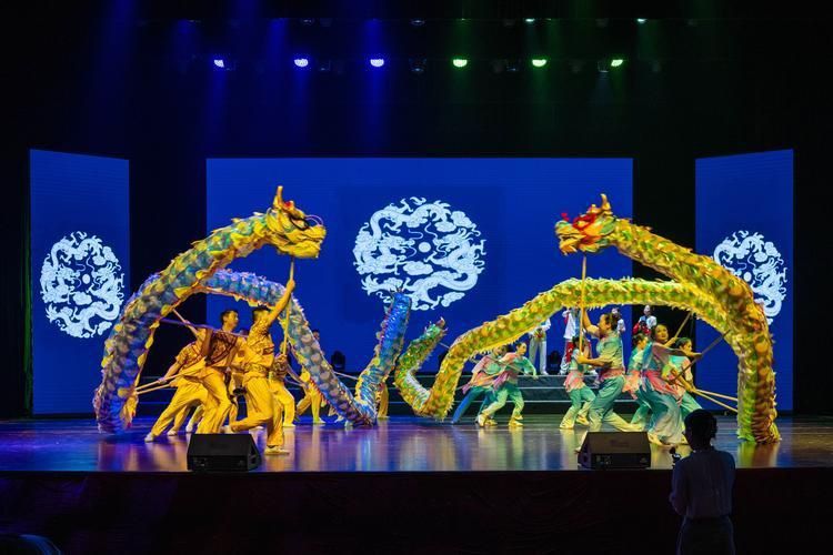 龍長(zhǎng)興簡(jiǎn)歷圖片