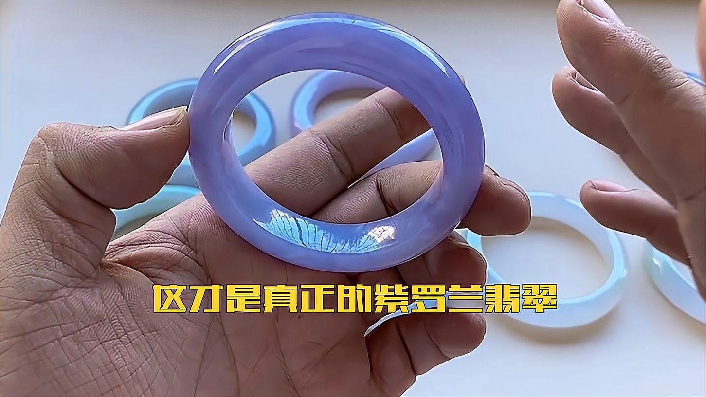 紅龍魚怎么分辨公母【ai搜集總結(jié)：紅龍魚母魚公母的區(qū)別分析關(guān)鍵詞紅龍魚公母的區(qū)別】
