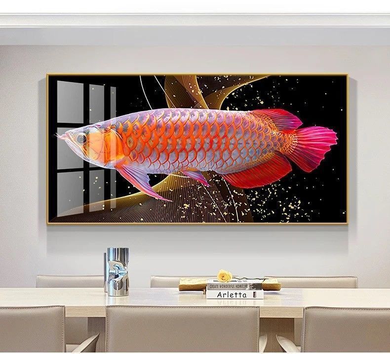 招財金龍魚嘴朝大門好嗎（結合個人命理）