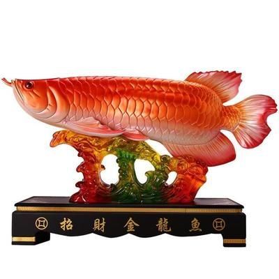 招財金龍魚嘴朝大門好嗎（結合個人命理）