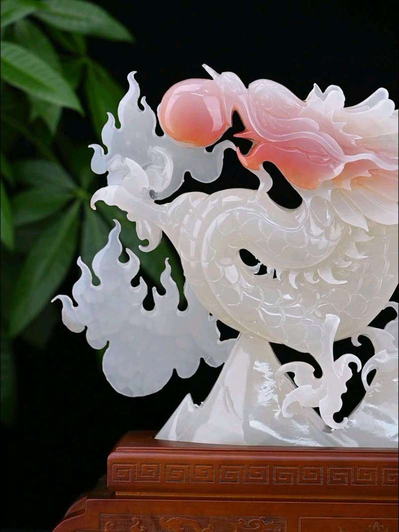 玉材質龍擺件的價格范圍是多少？